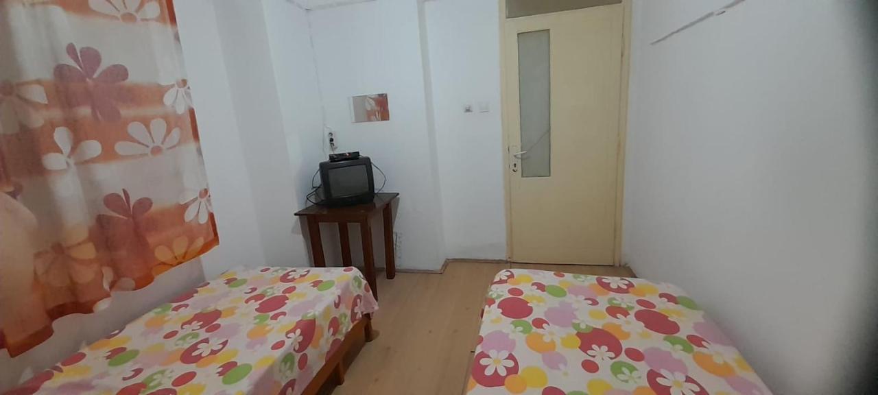 Set Arat Motel & Pansiyon Akçay Eksteriør billede