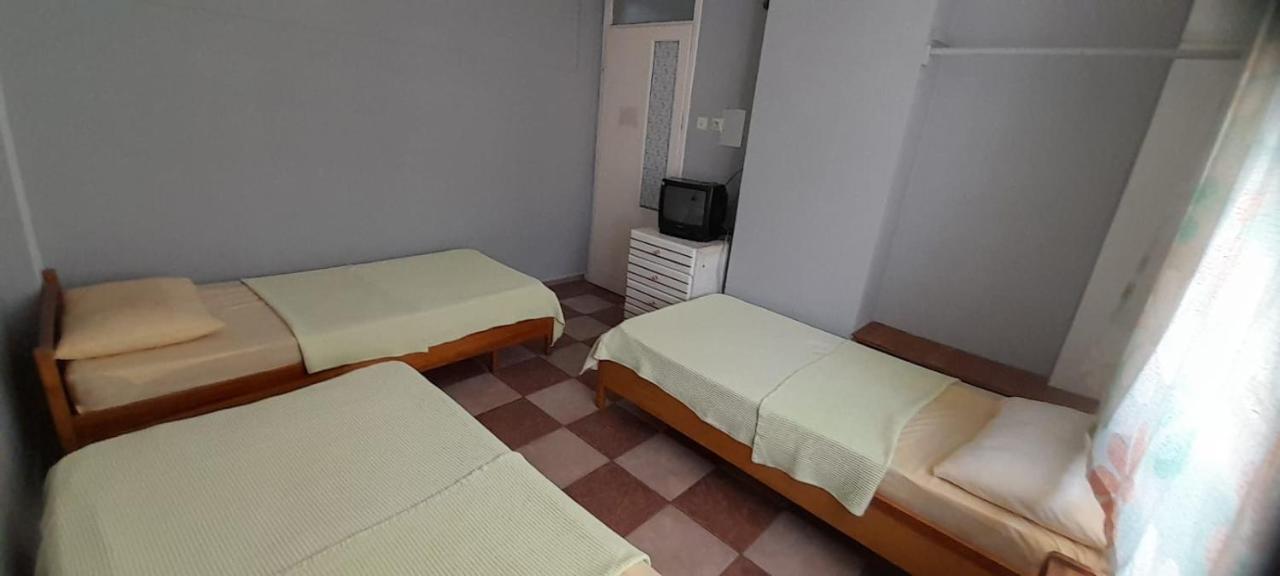 Set Arat Motel & Pansiyon Akçay Eksteriør billede