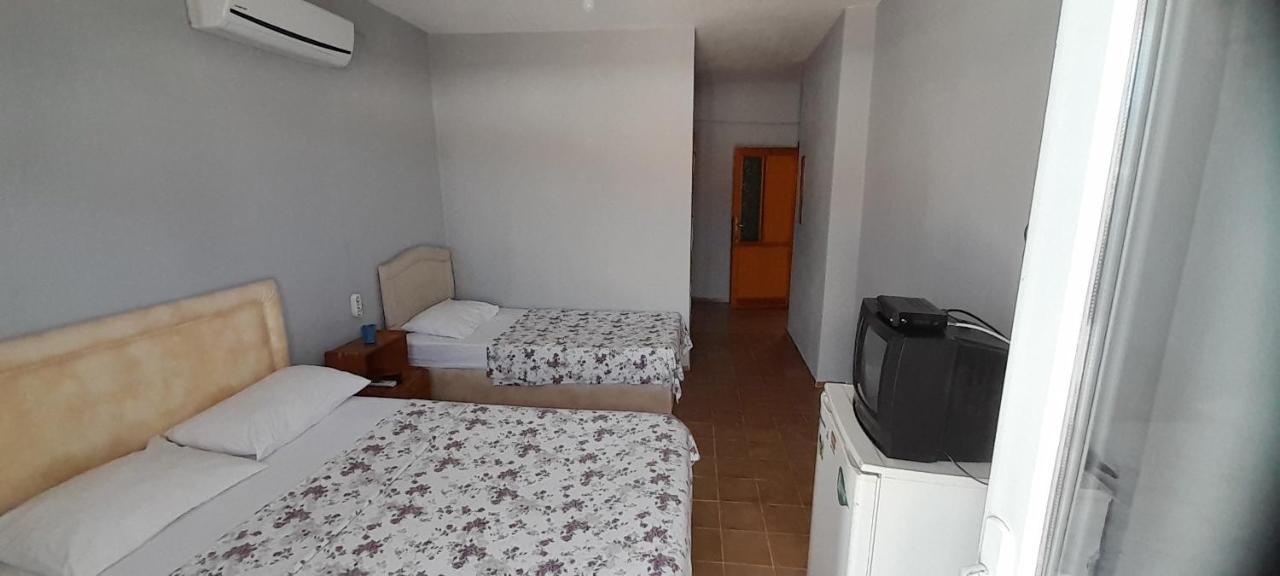 Set Arat Motel & Pansiyon Akçay Eksteriør billede