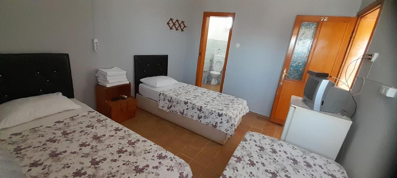 Set Arat Motel & Pansiyon Akçay Eksteriør billede