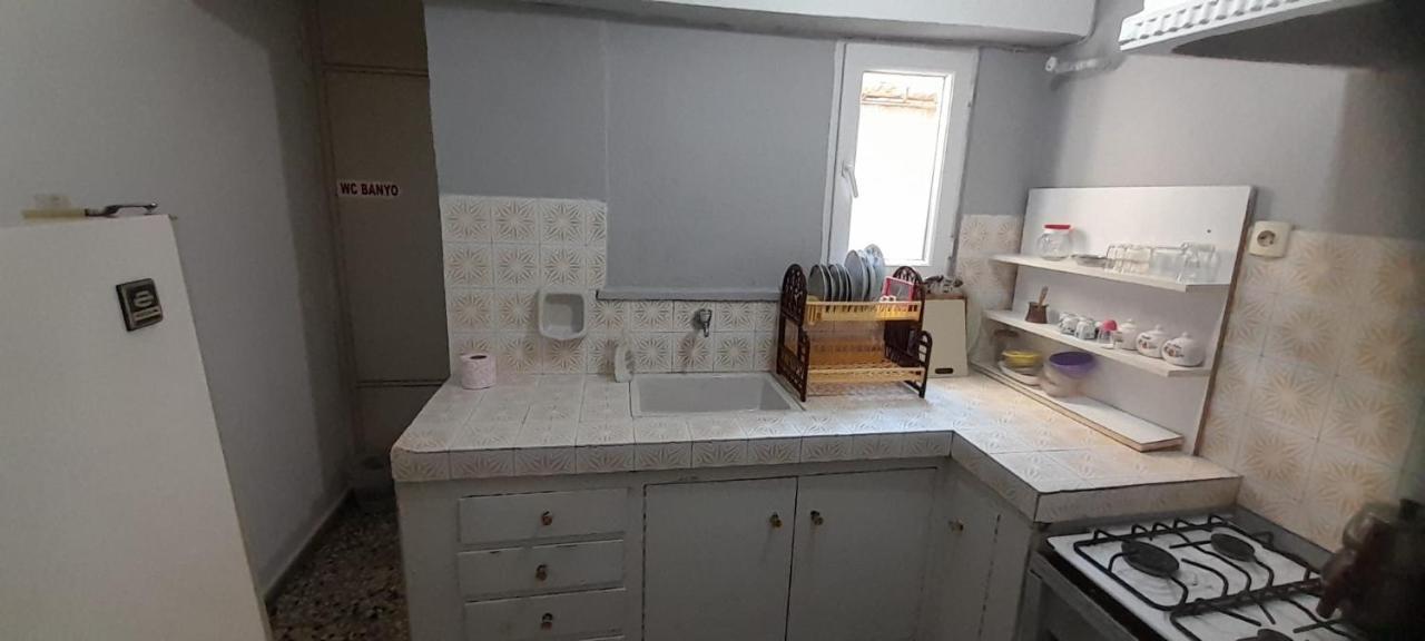 Set Arat Motel & Pansiyon Akçay Eksteriør billede