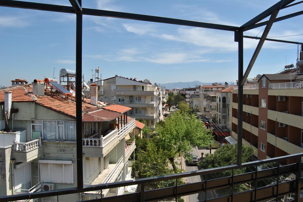 Set Arat Motel & Pansiyon Akçay Eksteriør billede